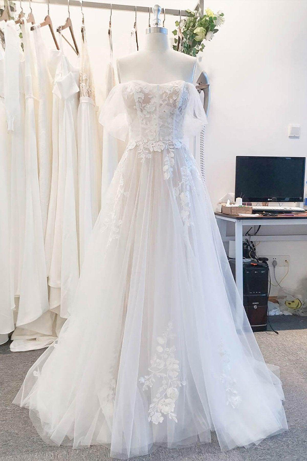 A-Line Sweep-Brush Train Lace Tulle Wedding Dress CW3114 - COCOMELODY